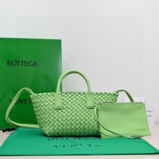 Bottega Veneta Shopping Bags